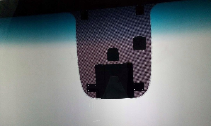 Hyundai Tuscon čelní sklo - 2