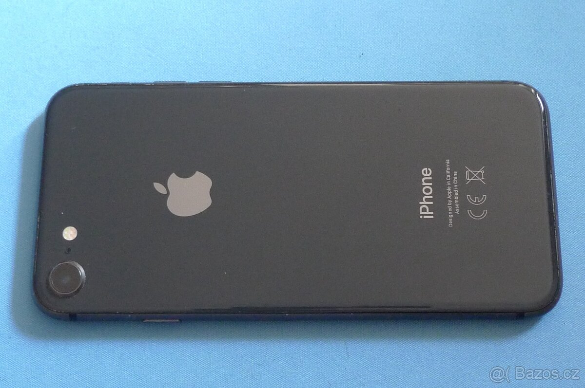 Apple iPhone 8 64GB Baterie 100% - 2