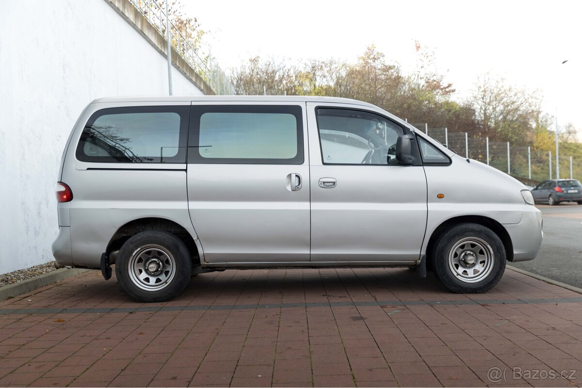 Hyundai H1 - 2
