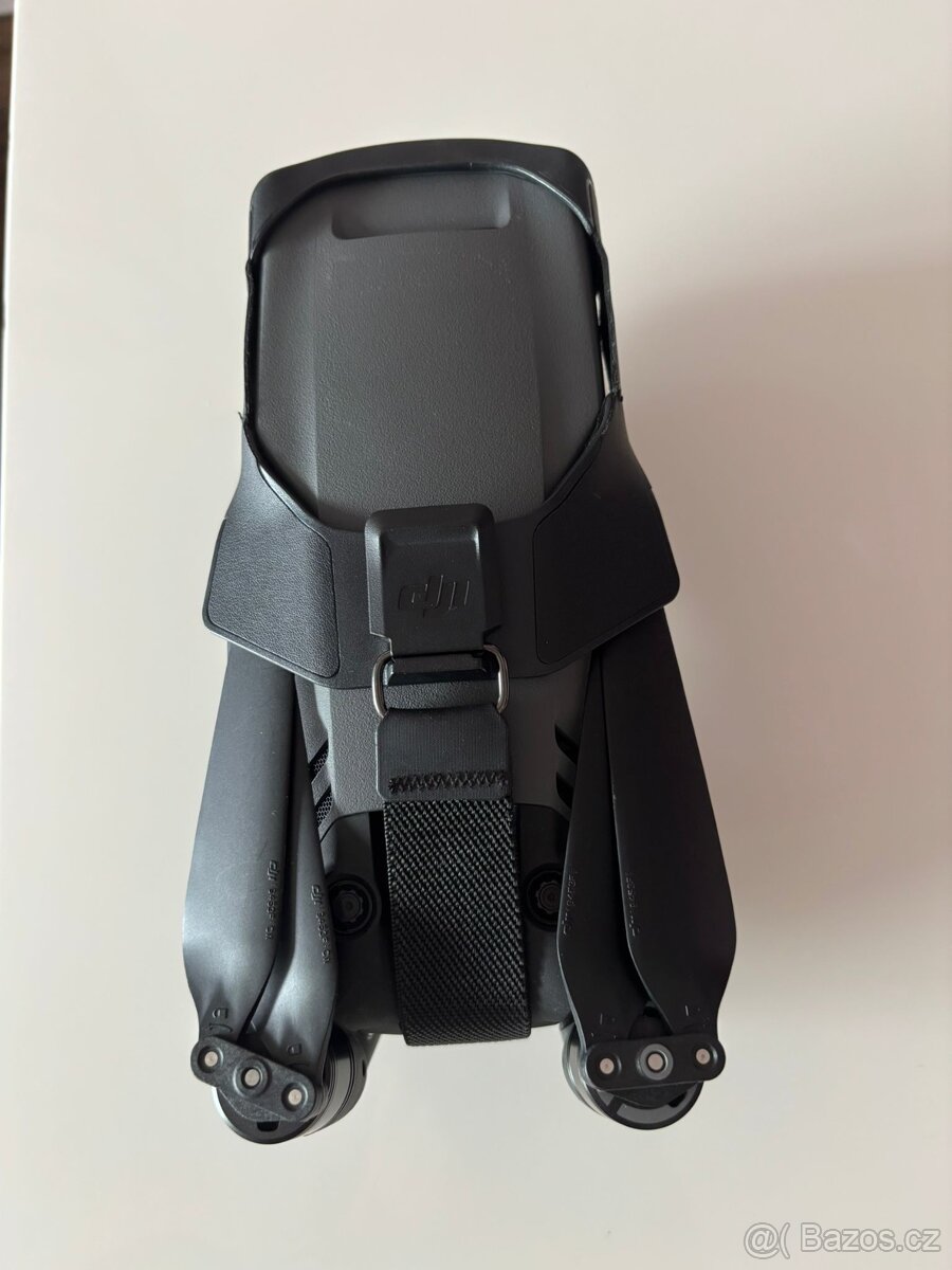 Prodám špičkový dron DJI Mavic 3 Pro Cine Premium Combo. - 2