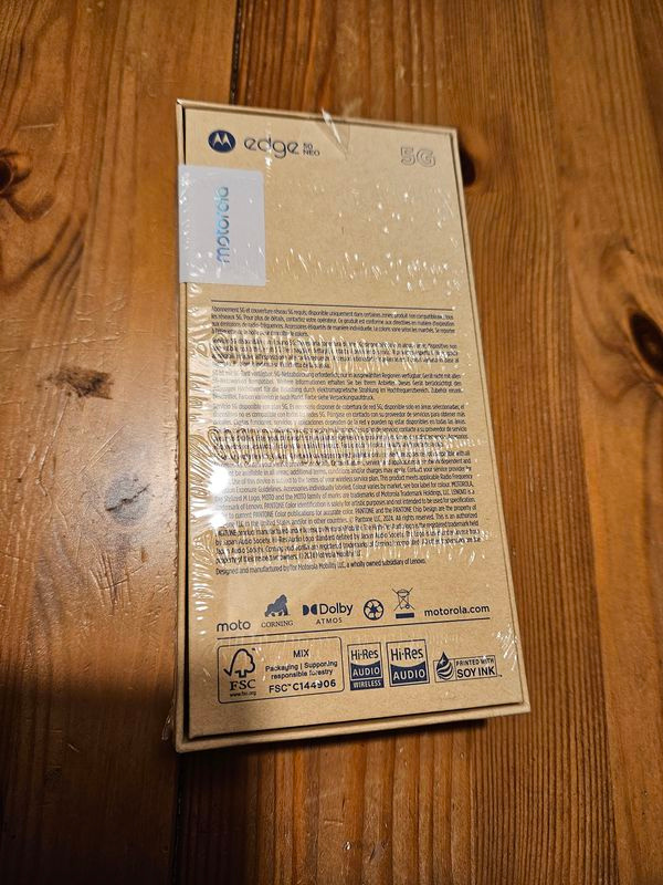 Motorola edge 50 neo hnědá - nerozbalená, záruka 2 roky - 2