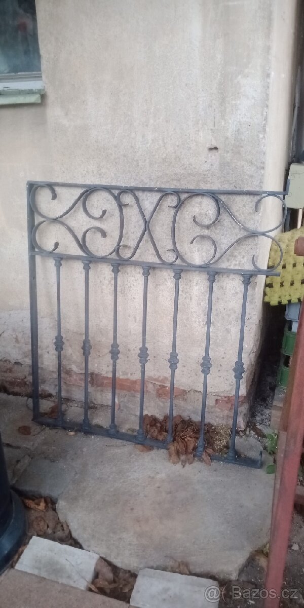 Kovaný ozdobný plot - 2