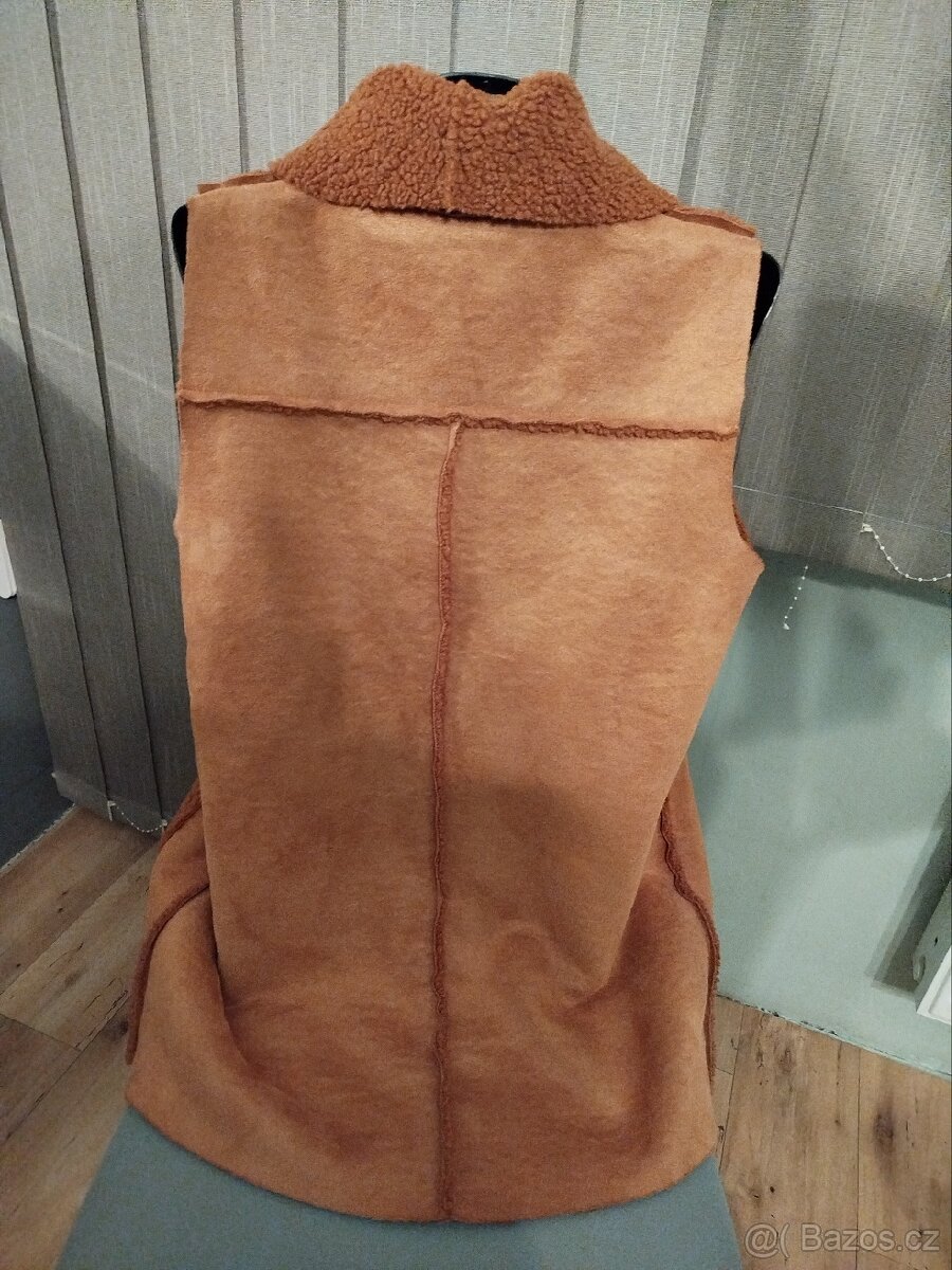 Nová velurovà dámská vesta a košíkové kabáty s kapucí - 2