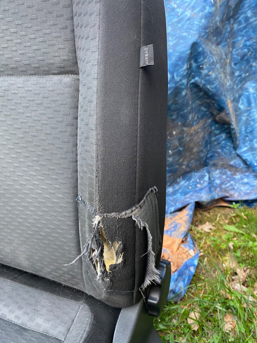 Škoda Fabia 2,Roomster-přední sedačka - 2