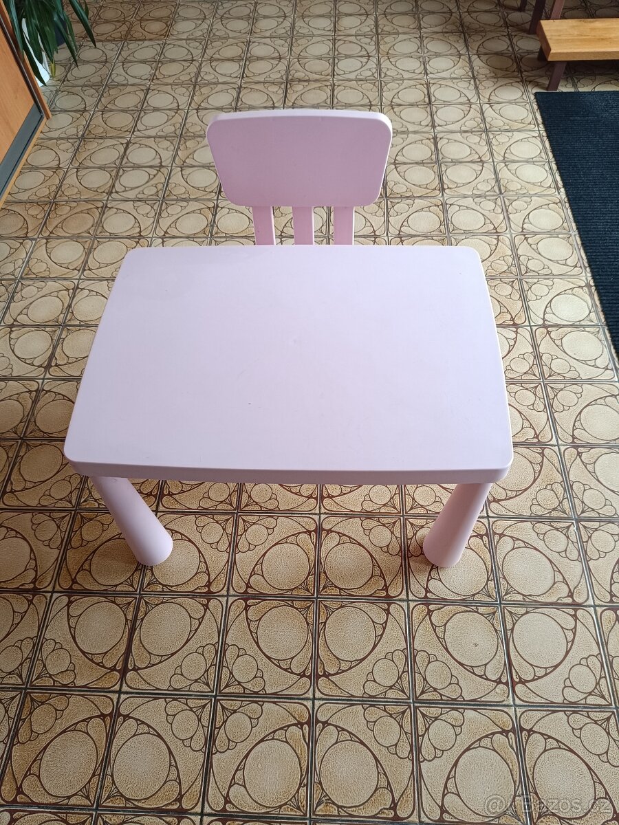 Dětský plastový stůl s židli - 2