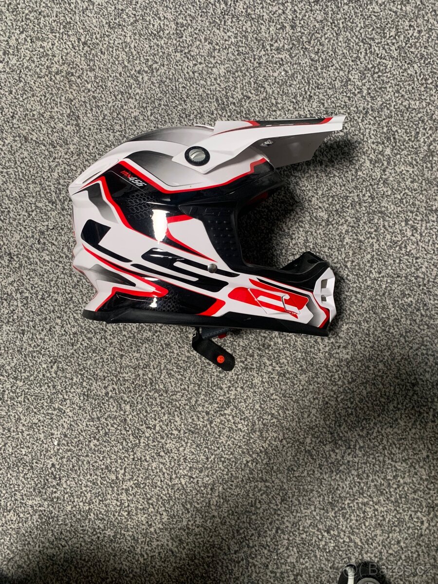 LS2 integrální helma - 2