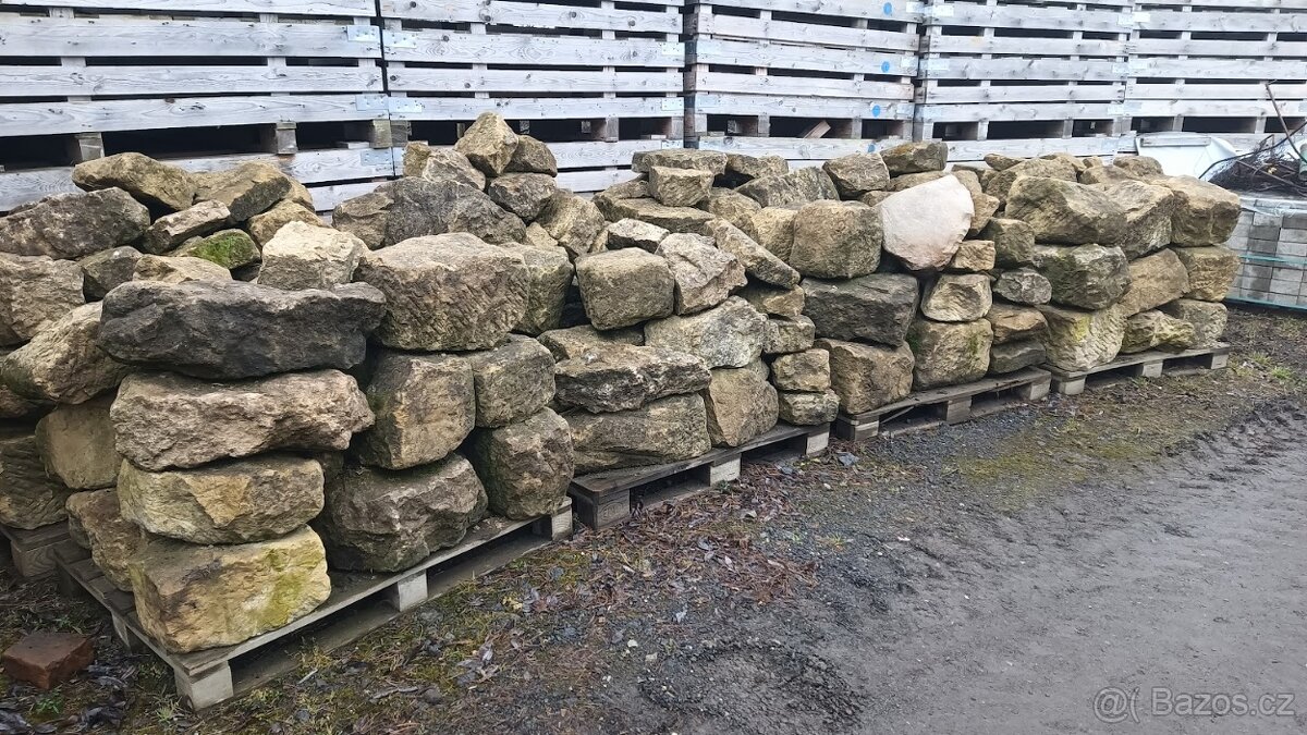 PÍSKOVEC OČIŠTĚNÝ NA PALETÁCH - 2