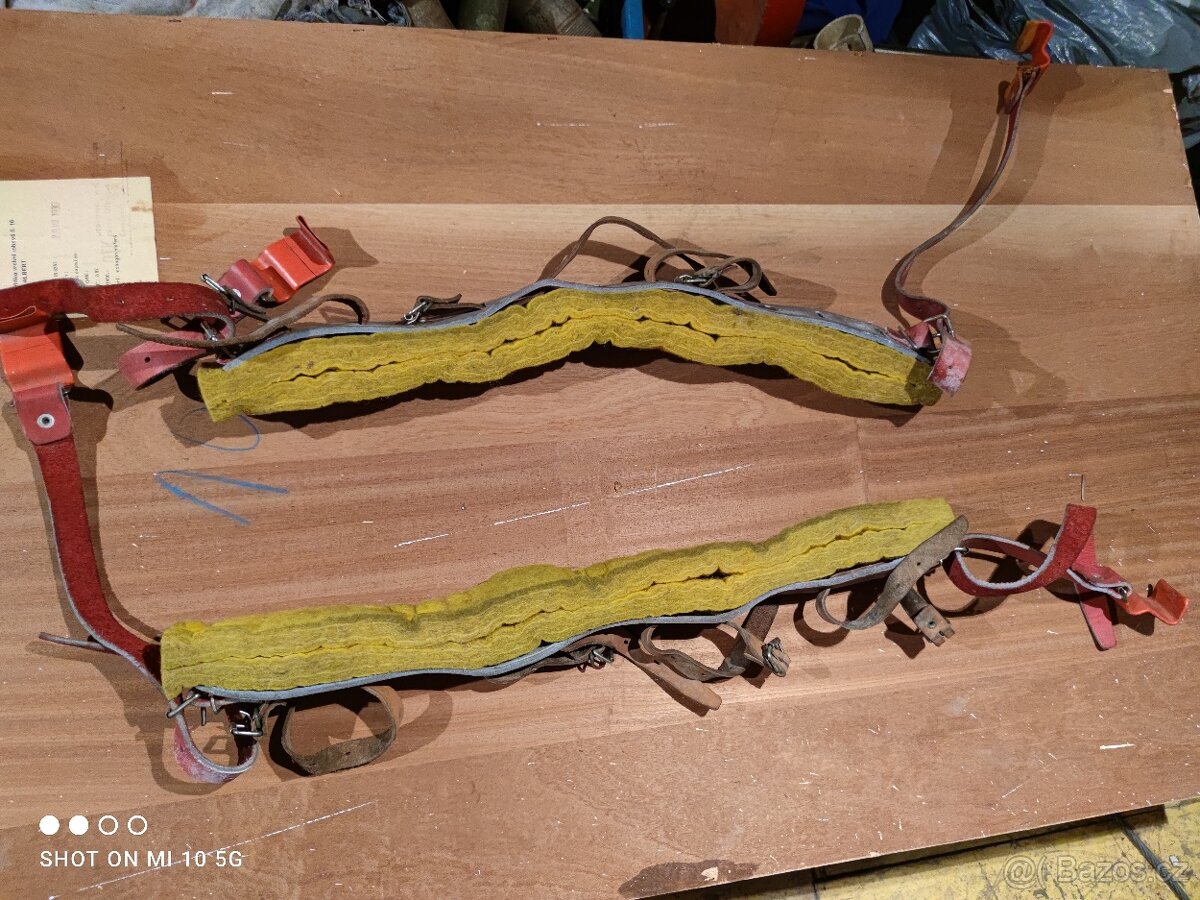 NABÍZÍM RETRO ZAHRÁDKU, NOSIČE - 2