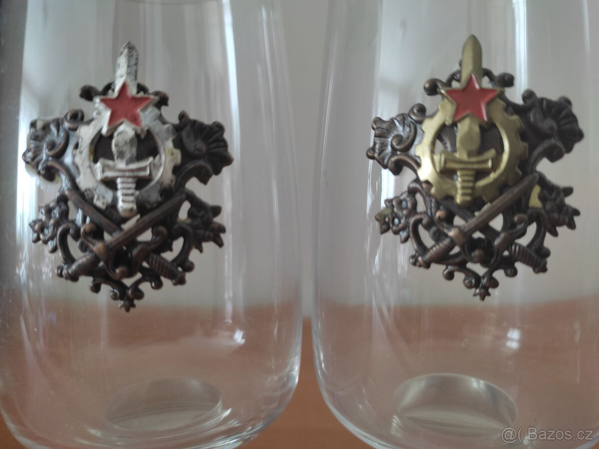 sklenice s erbem - 2