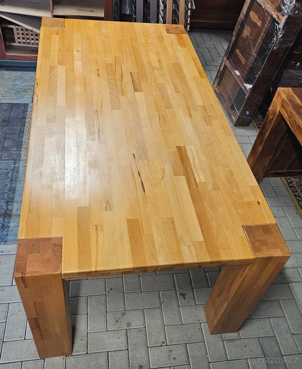 Velký dubový jídelní stůl - 2