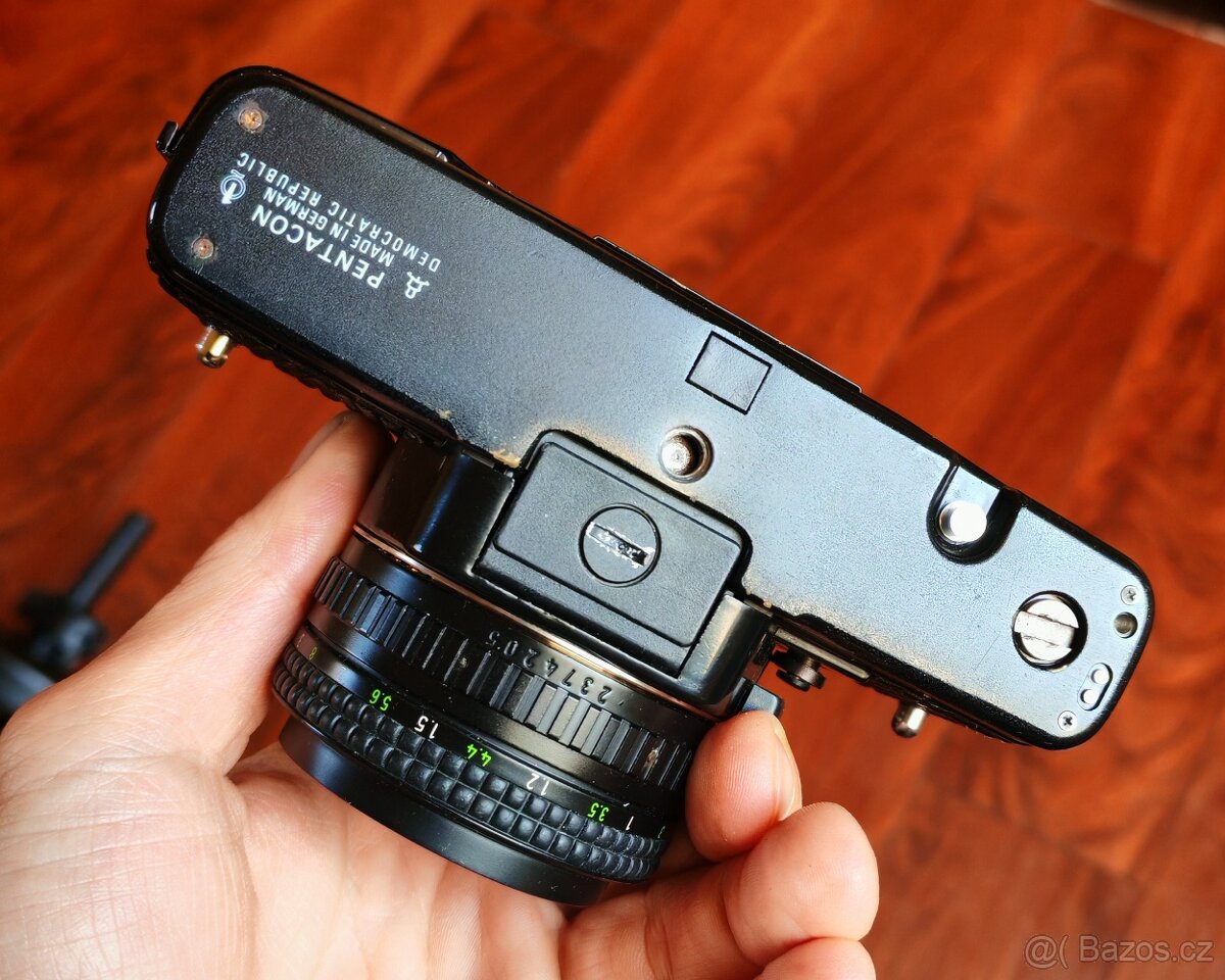 Practica B200 +2x objektiv zeiss Jena - 2