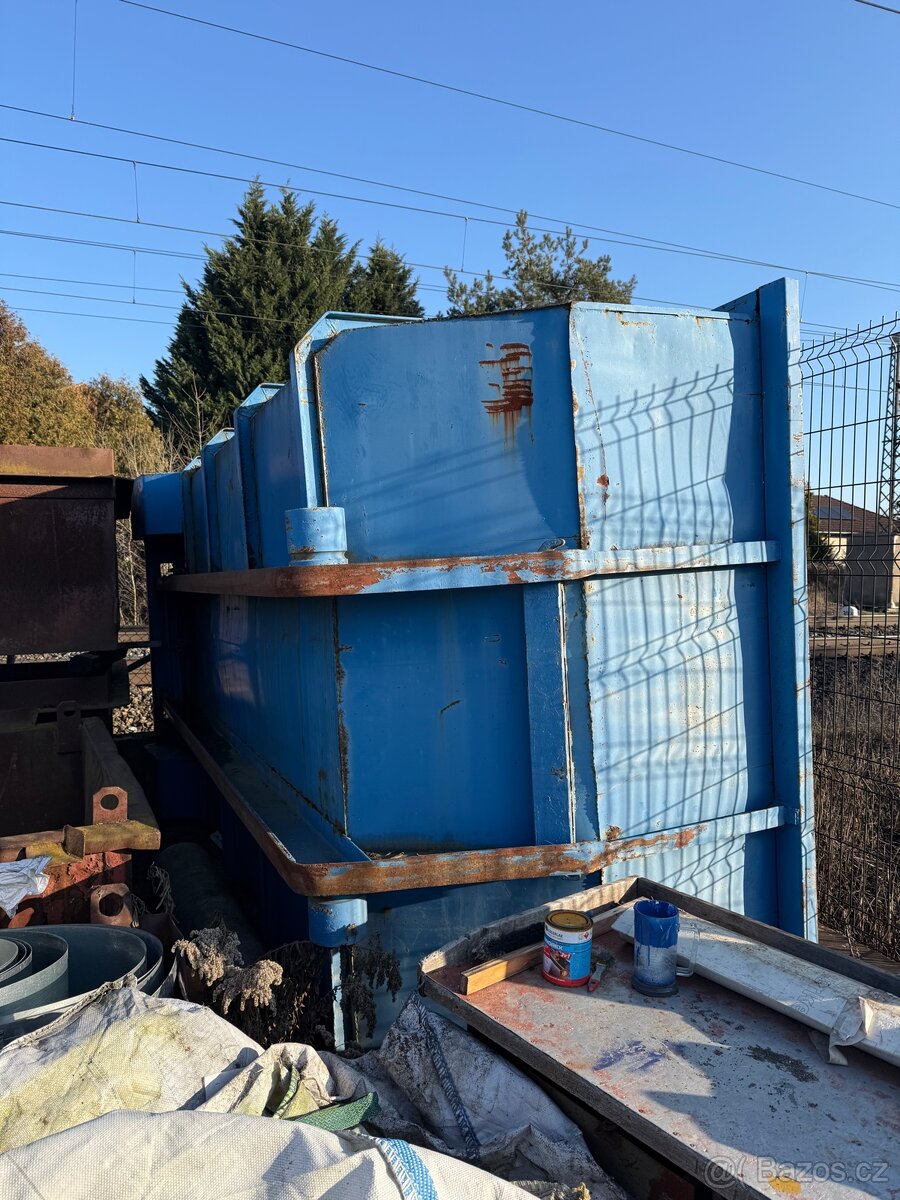 Kontejner - lanový systém - 2