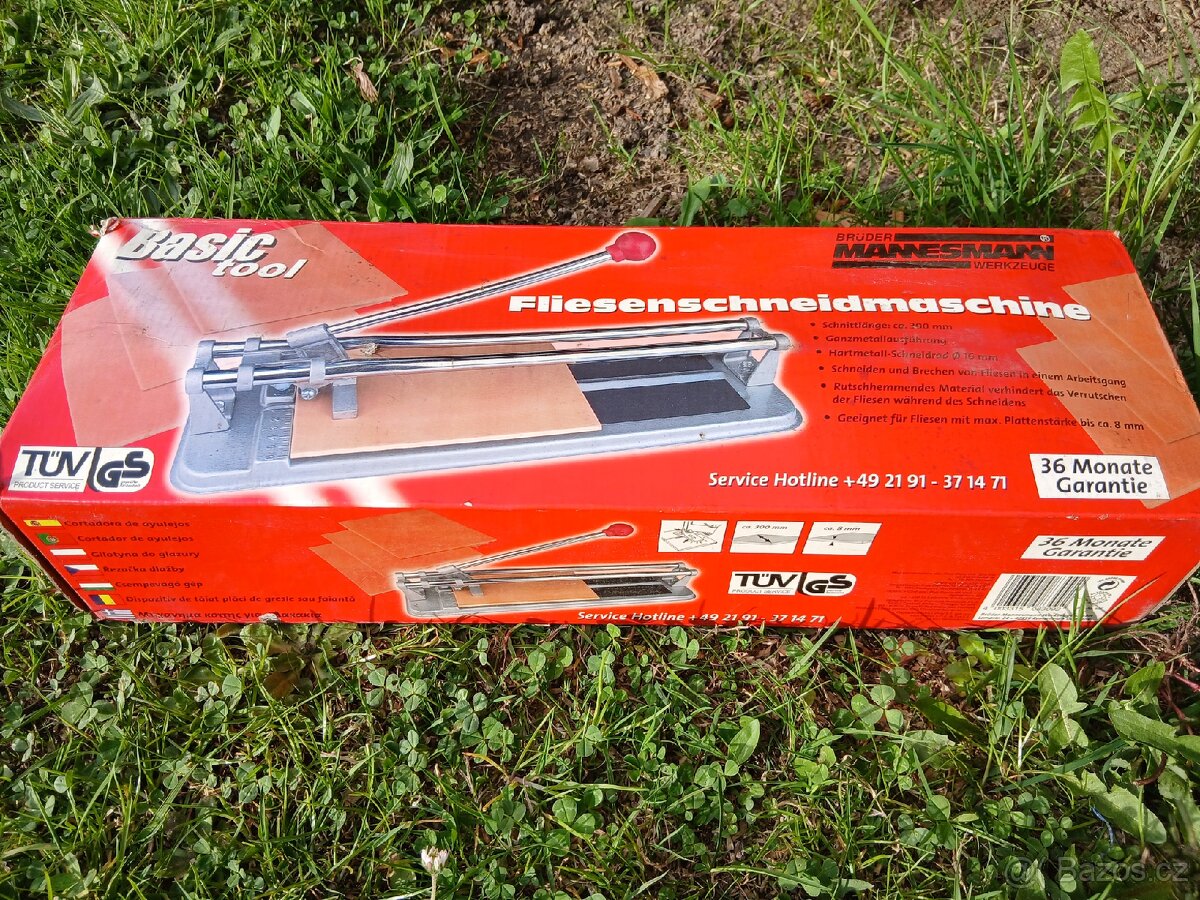 Řezačka obkladu - 2