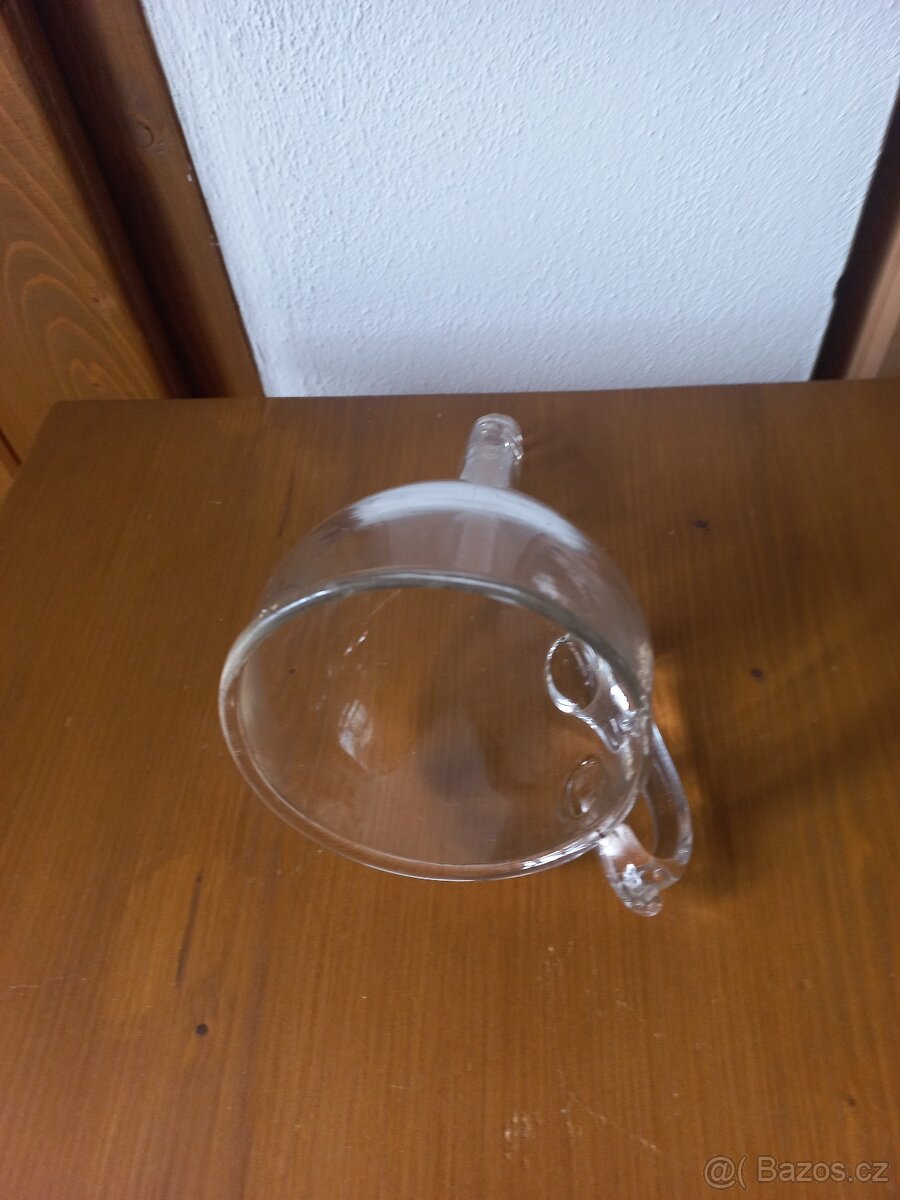 Skleněný trychtýř, nálevka - 2