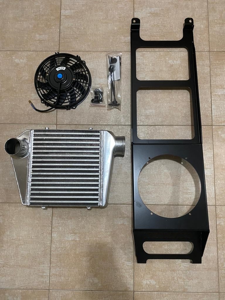 Nissan Patrol M57 - DRŽÁK INTERCOOLERU + INTERCOOLER - 2
