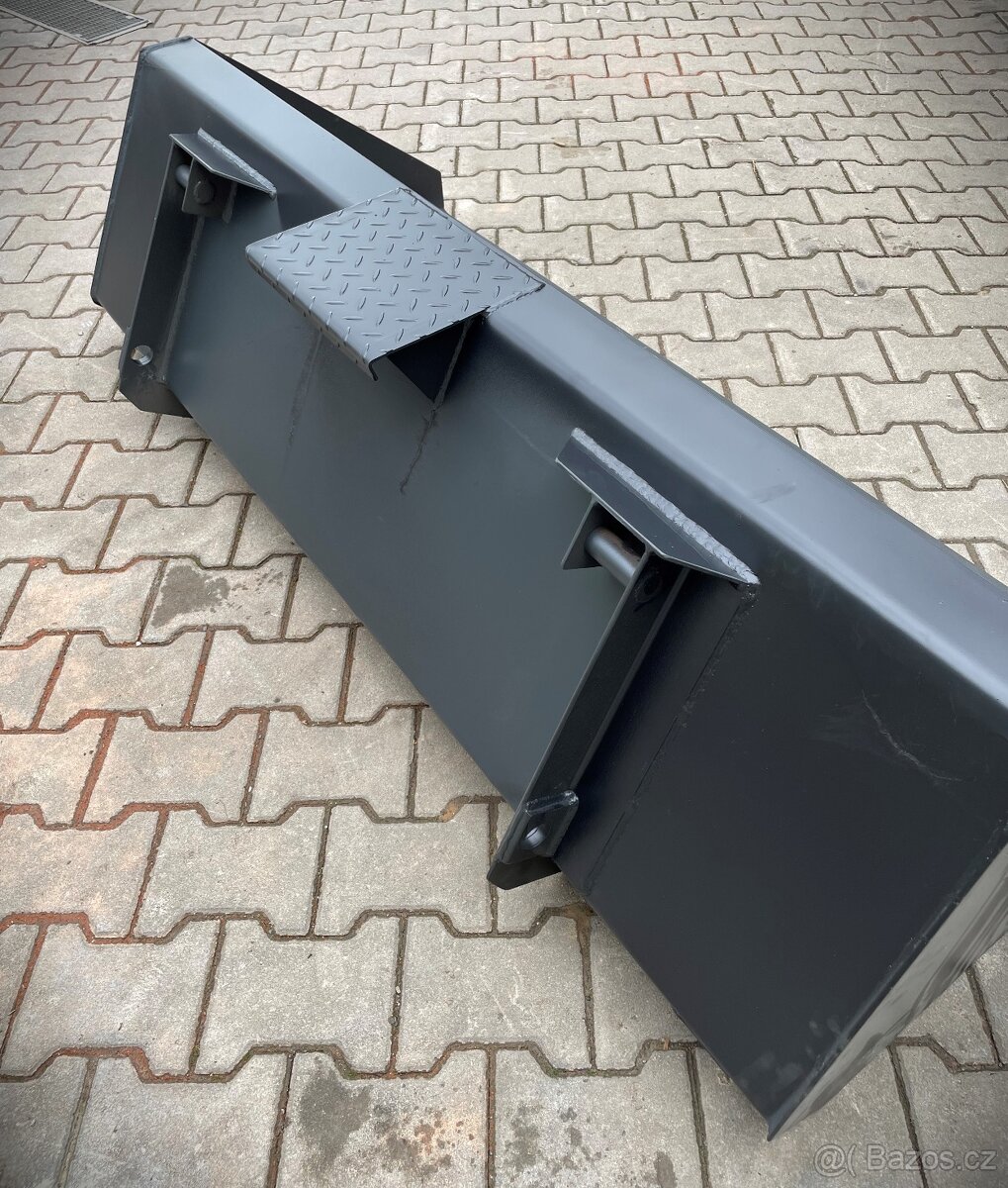 Lopata základní na nakladač Locust 903 - 2