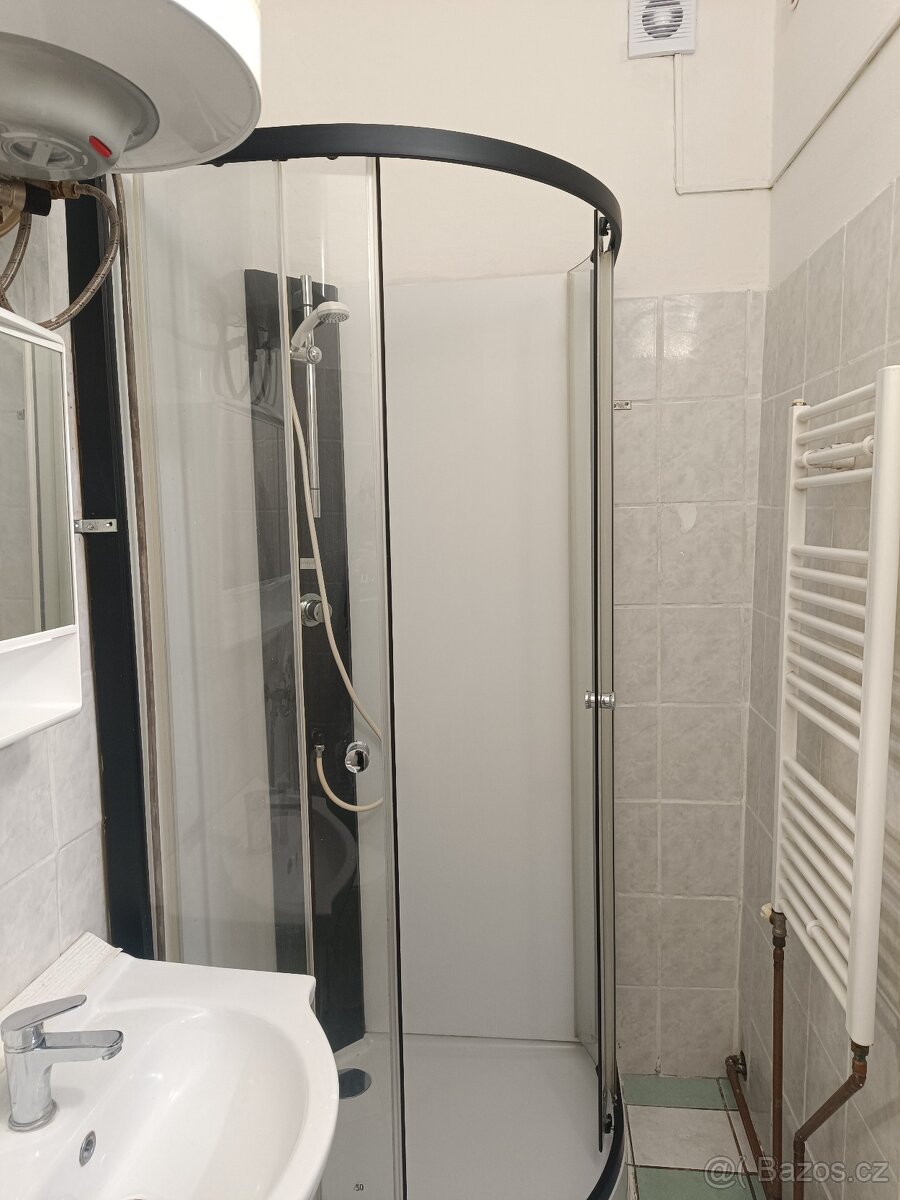 Pronájem bytu 1+1 Hrádek nad Nisou - 2