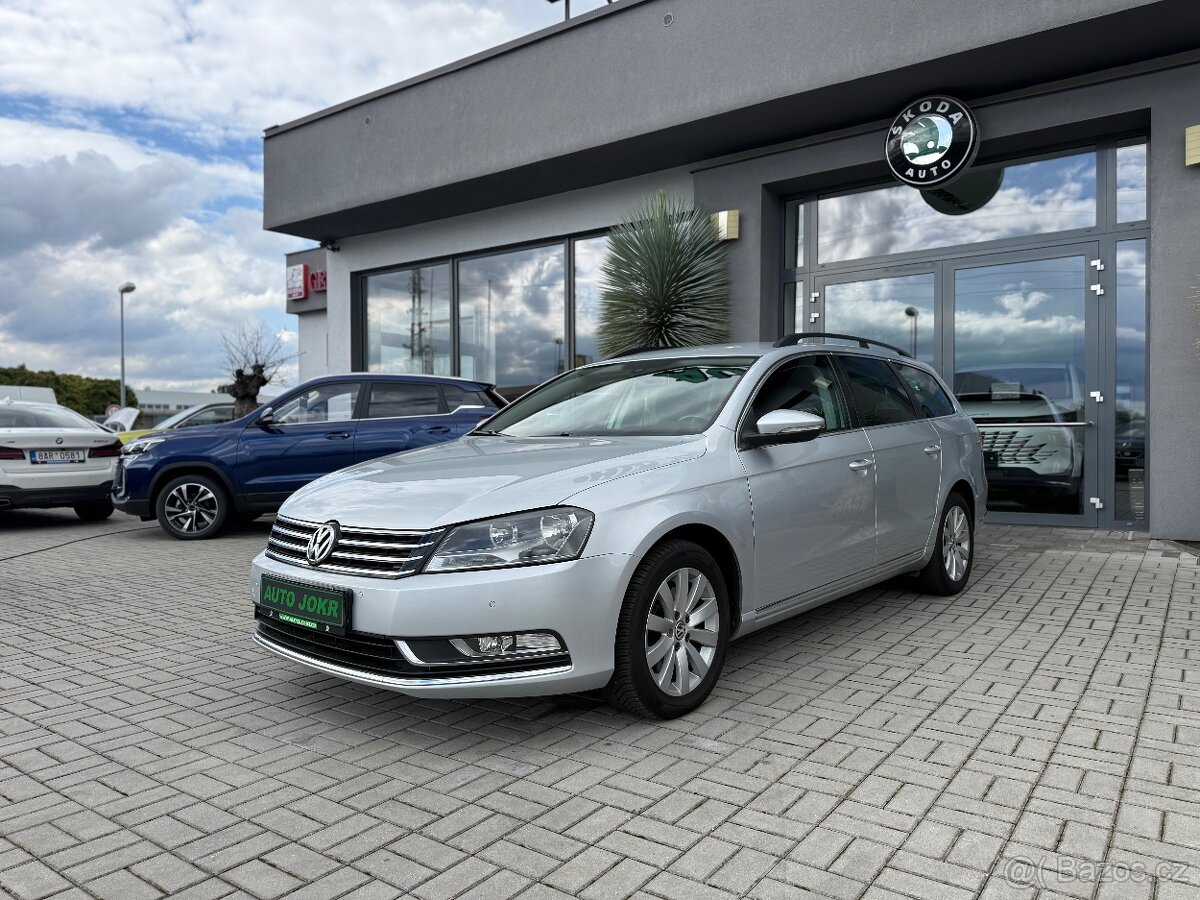Volkswagen Passat 1,4 TSI 90kW ALU NAV 1.MAJITEL COMBI - 2