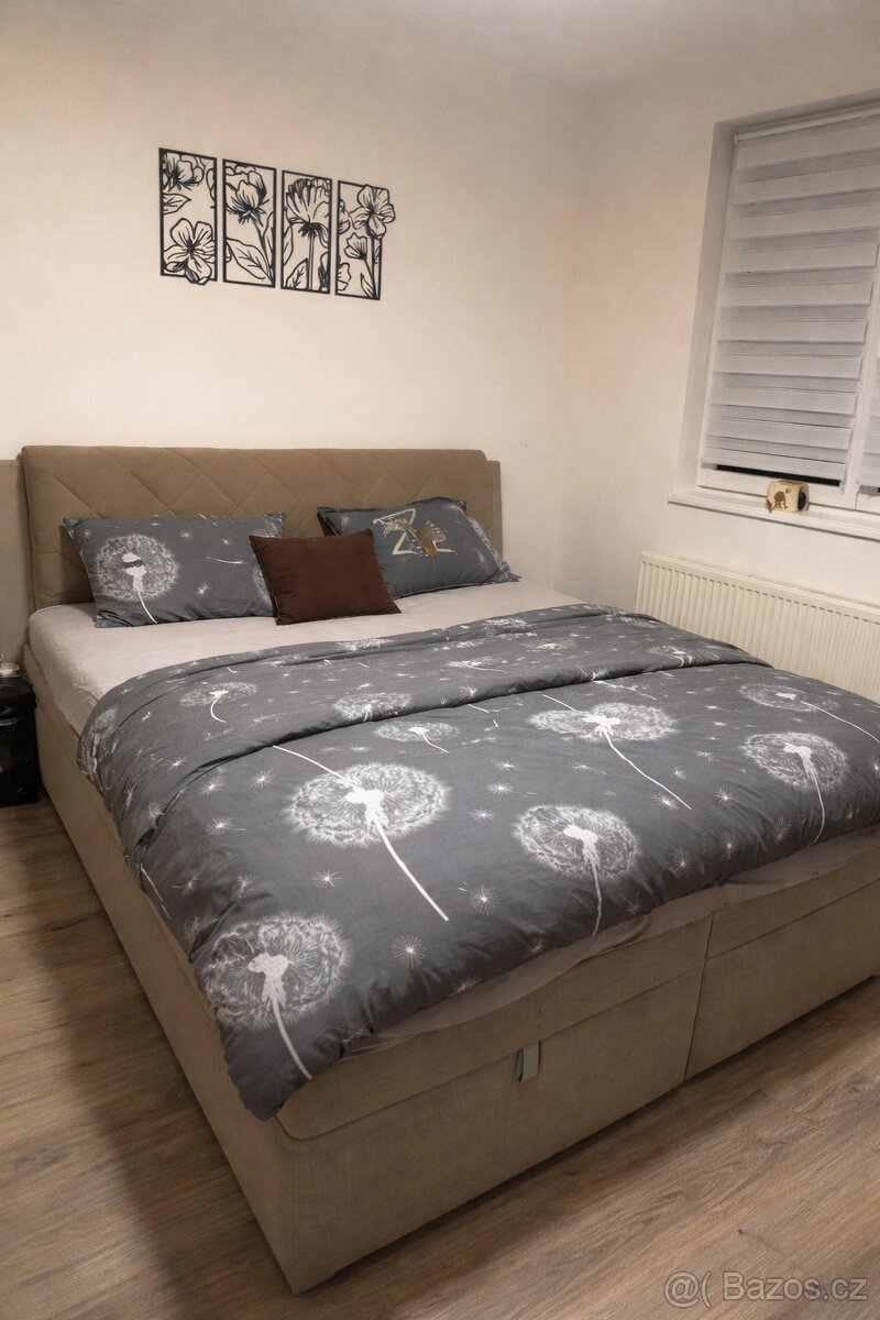 Prodej rodinného domu se zahradou - 2