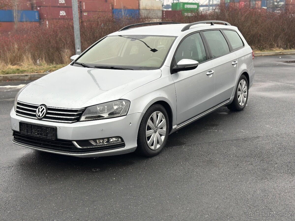Passat B7 2.0TDI 103kW,DSG, 2011 rok - 2