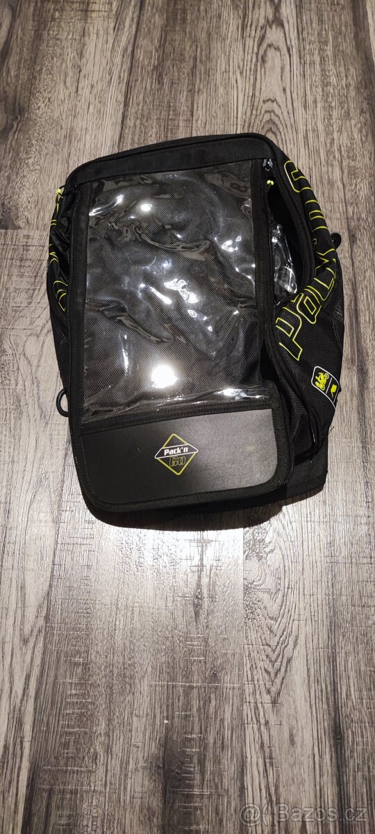 Magnetický bagl na nádrž - 2