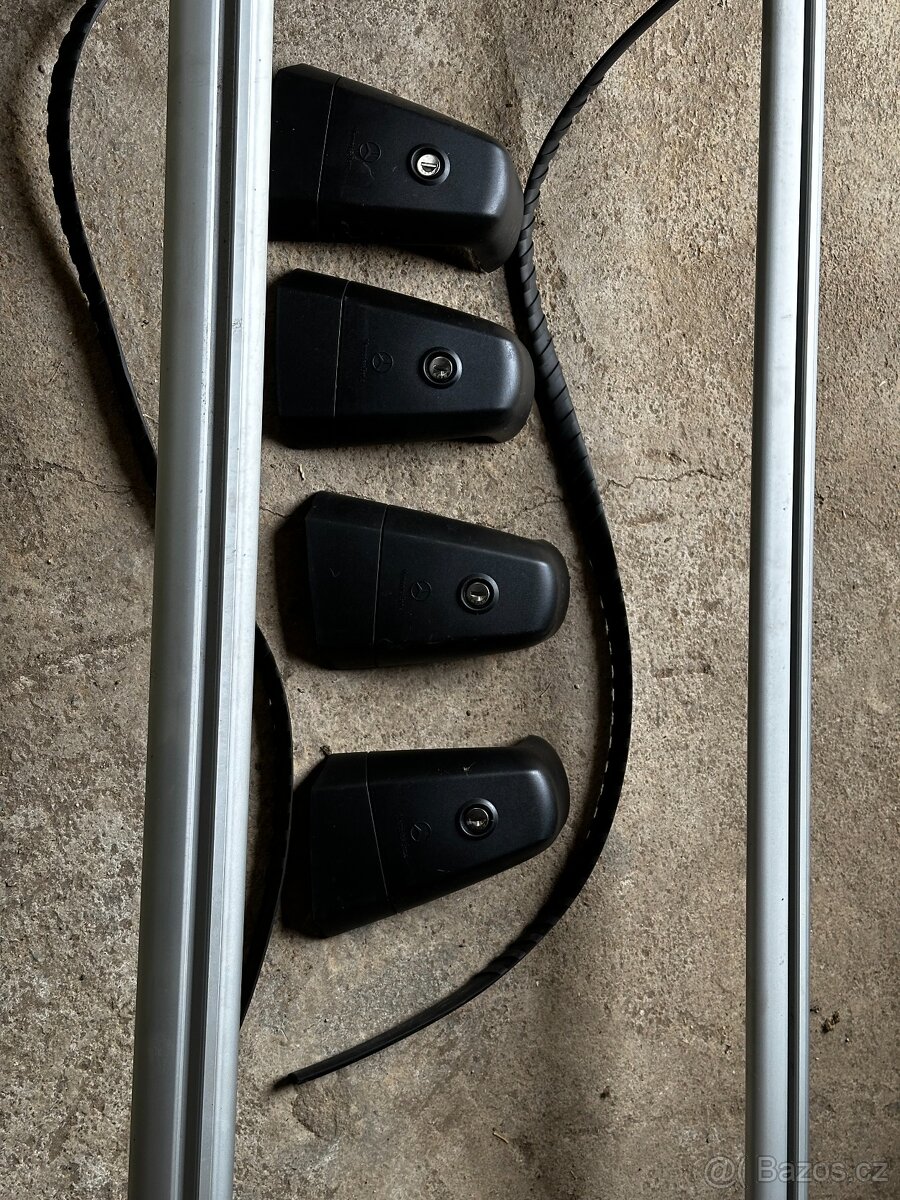 Střešní nosič Mercedes E W 212 Příčníky - 2