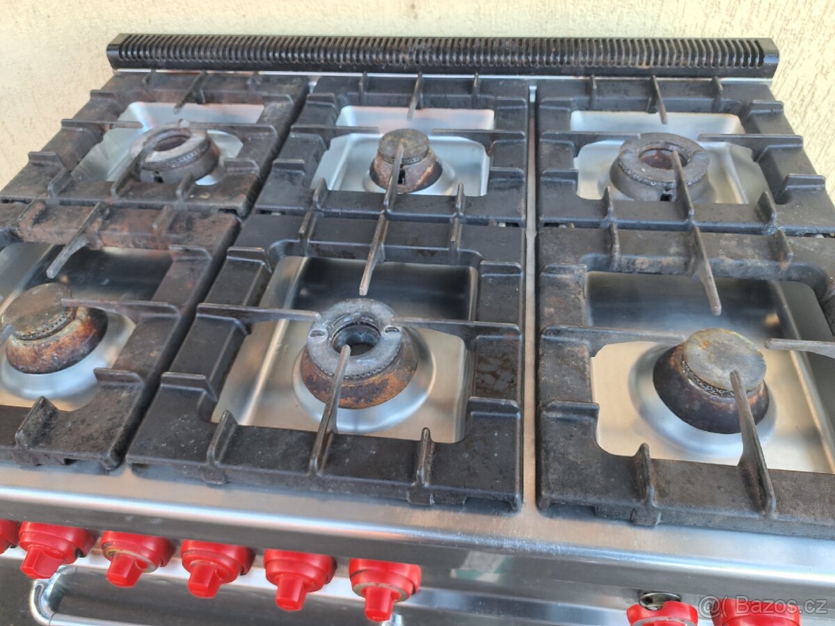 Sporák s troubou Berto's - 2