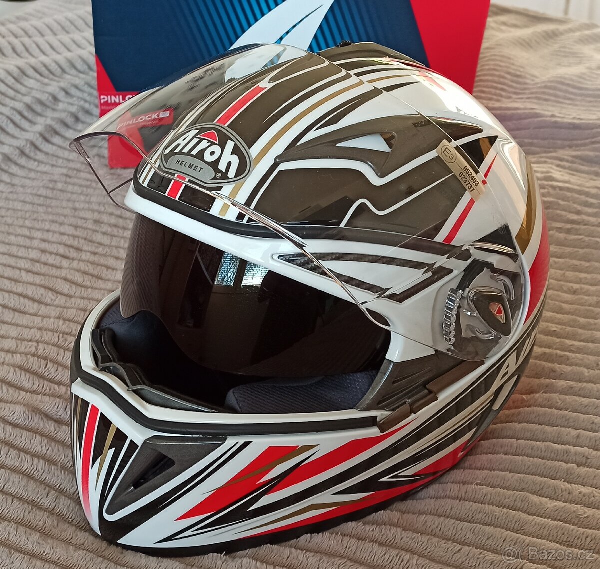 Helma Airoh vel. L - 2