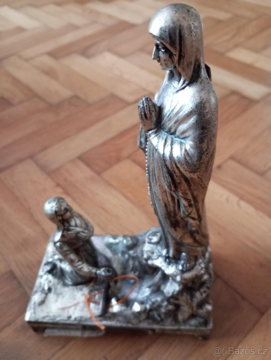 Sousoší výjev Lurdy - s hracím strojkem-levně - 2