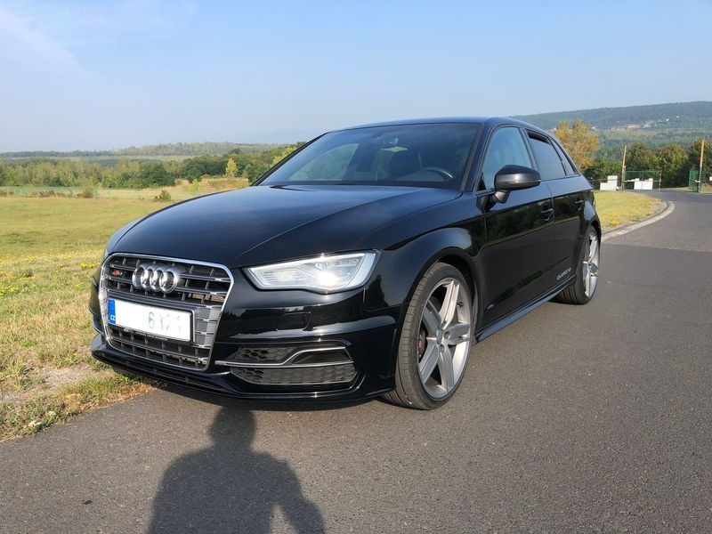 AUDI S3 MANUÁL 221KW 4X4 - 2