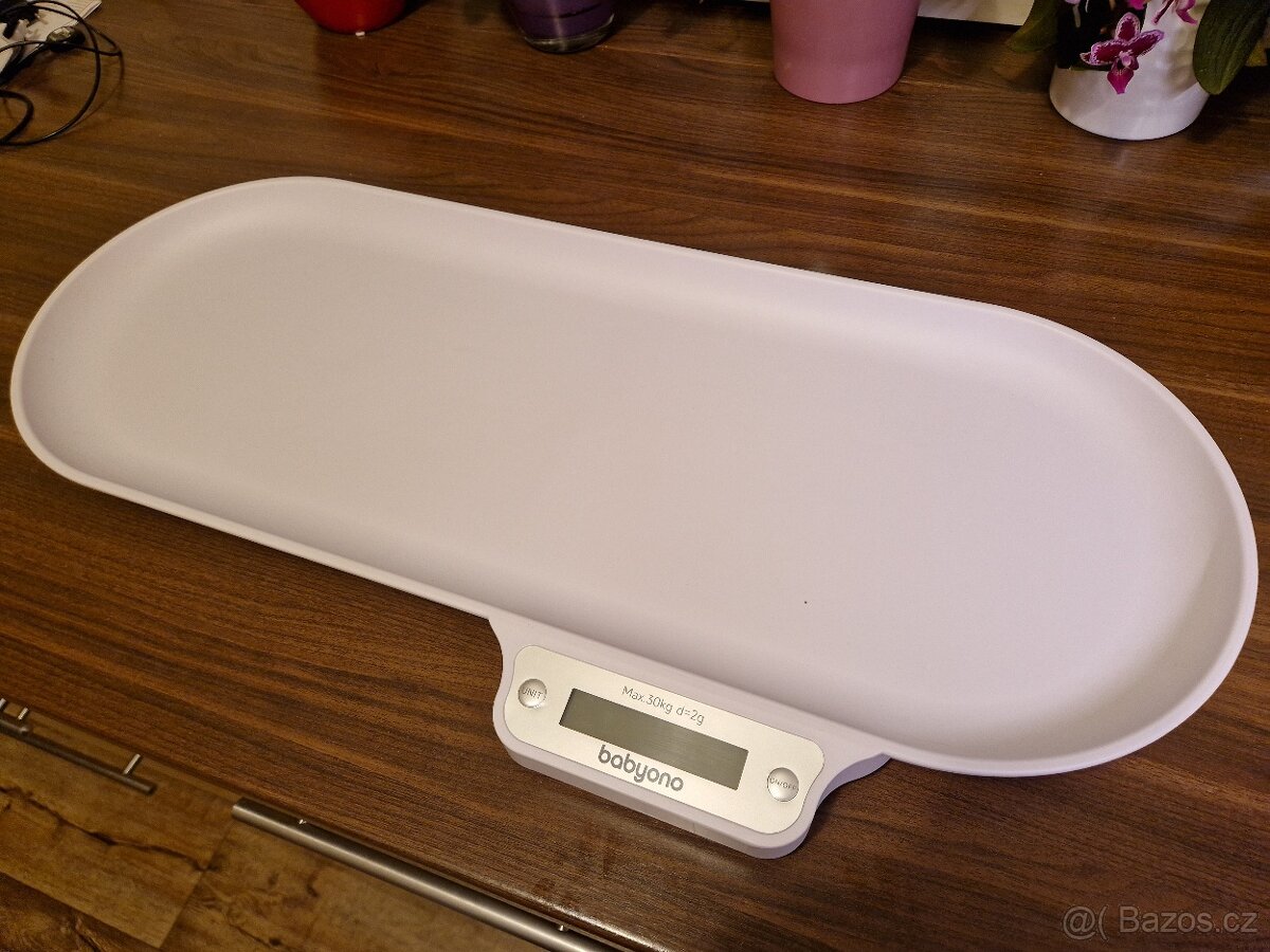 Kojenecká váha Babyono - 2