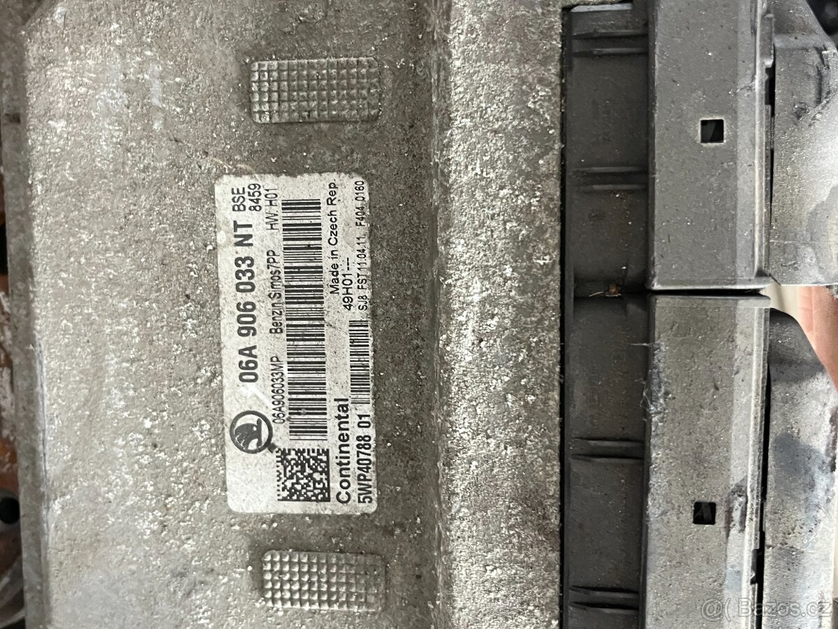 ŠKODA OCTAVIA 2- DÍLY - 2