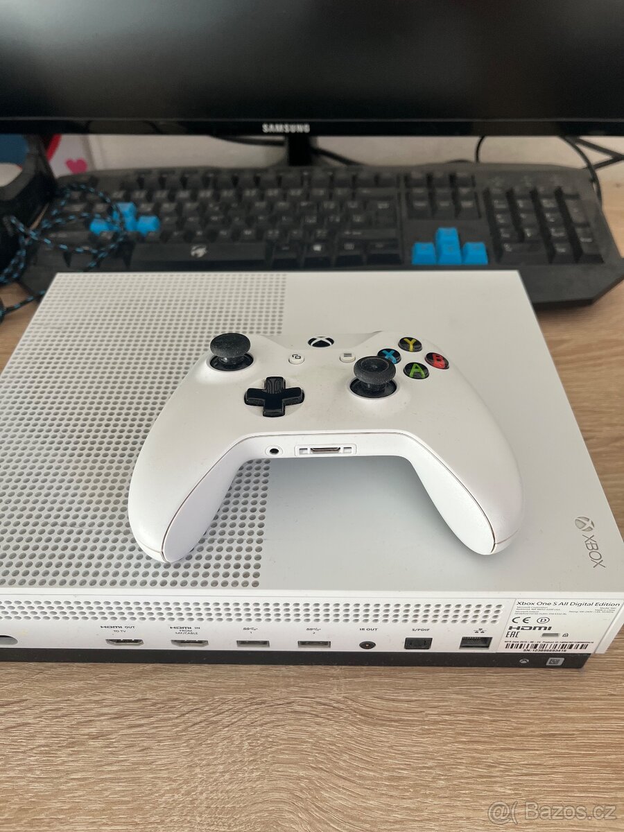 Xbox one S - 2