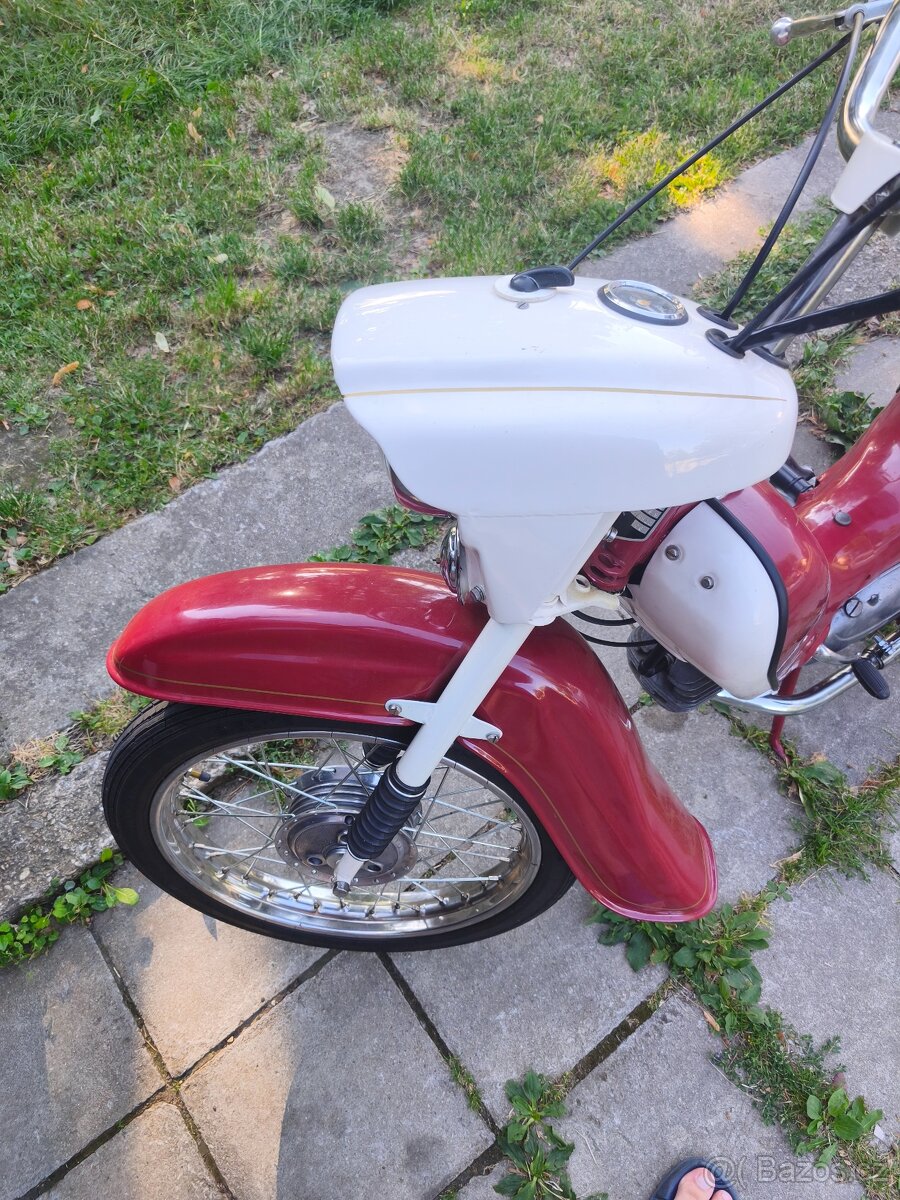 Jawa 21 pionýr - 2