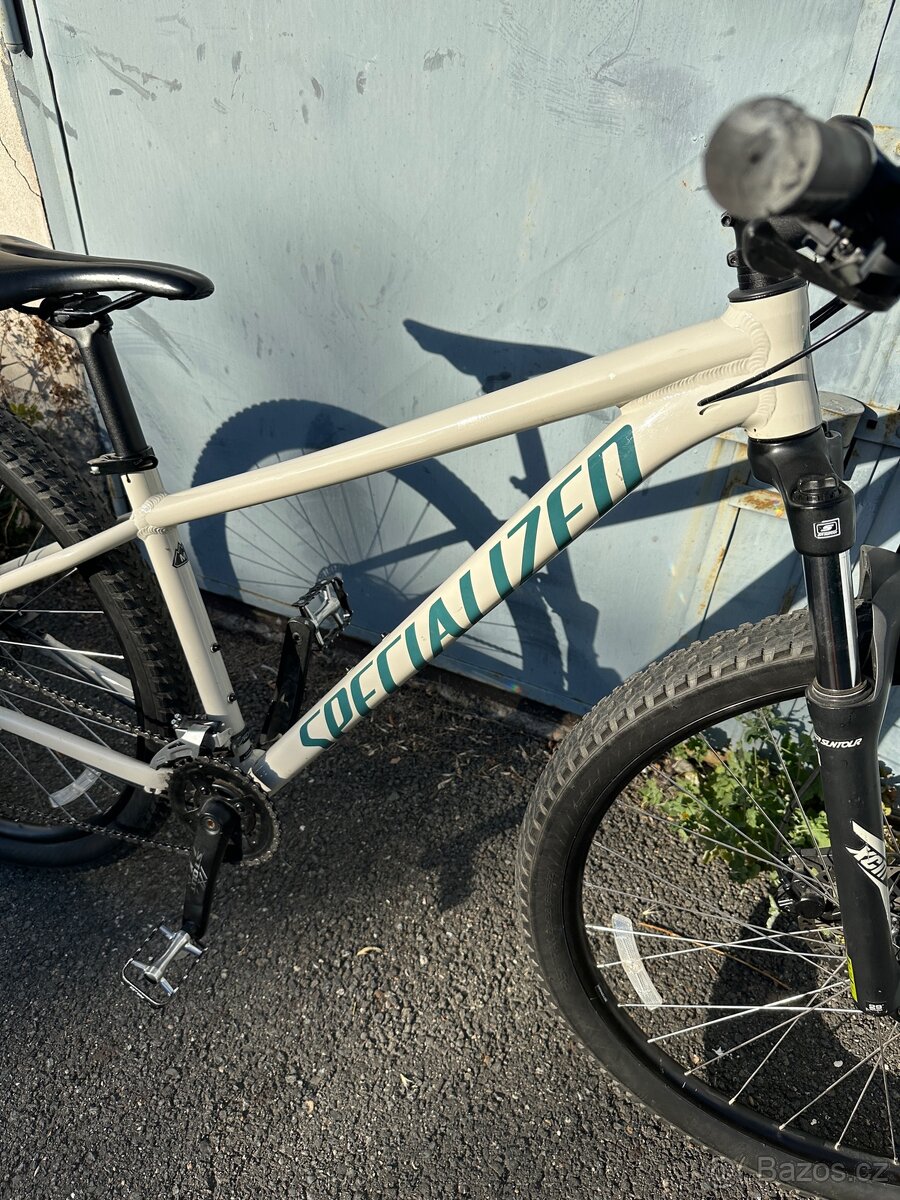 Kolo Specialized rockhopper Sport - 2