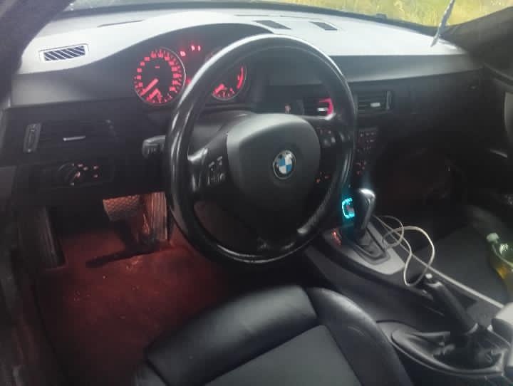 Spěchá Prodám BMW E91 320d 120kw m47 - 2