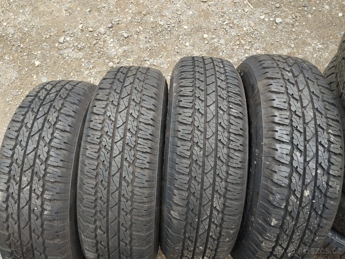 Ocel sada Toyota 7x17 6x139,7 + letní pneu 245/75/17
