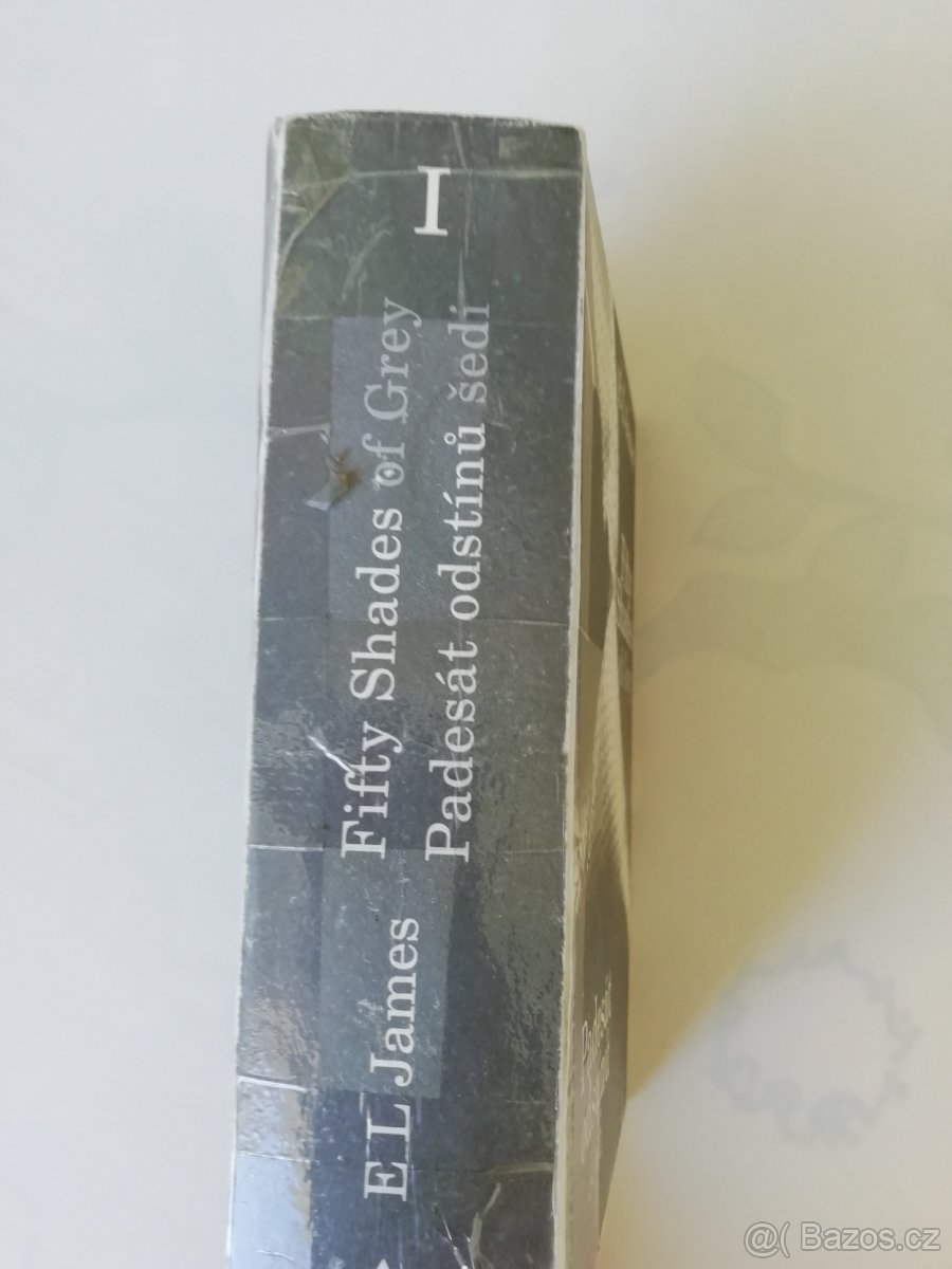 Padesát odstínů šedi (E. L. James) - 2