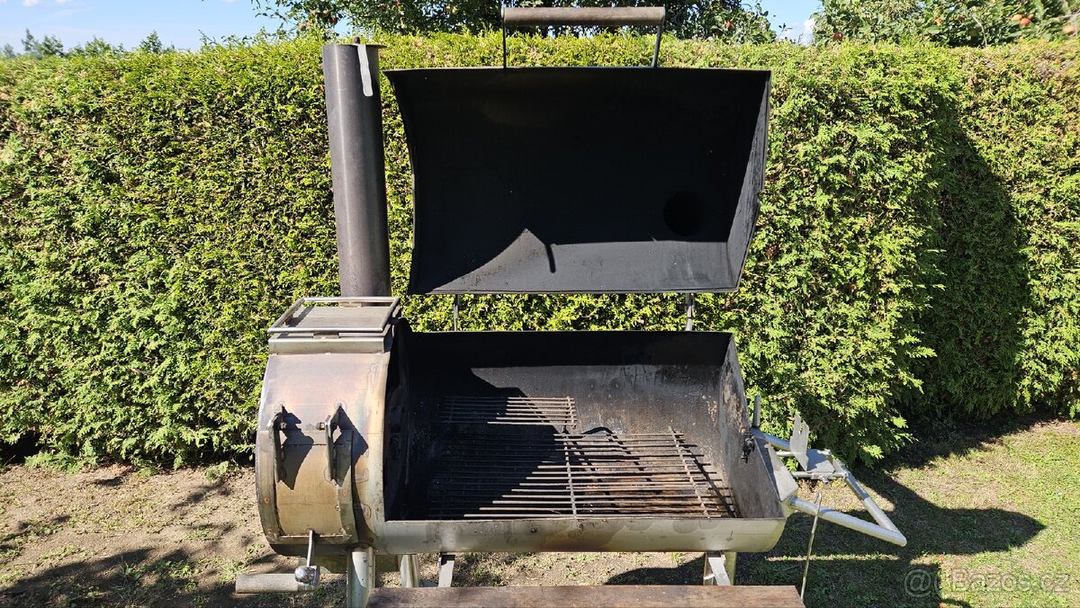 Nerezový gril na kýtu, kuře s motorem - 2