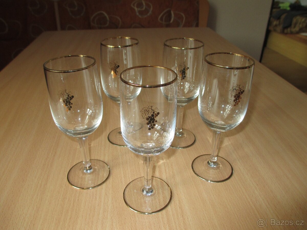 Broušené skleničky, skleničky na víno - 2