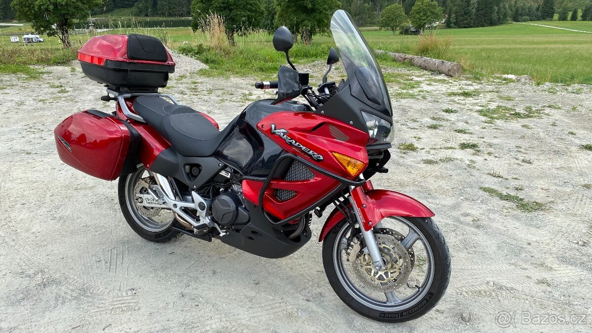 Honda XL 1000V Varadero / 3x kufry, snížená, super stav - 2