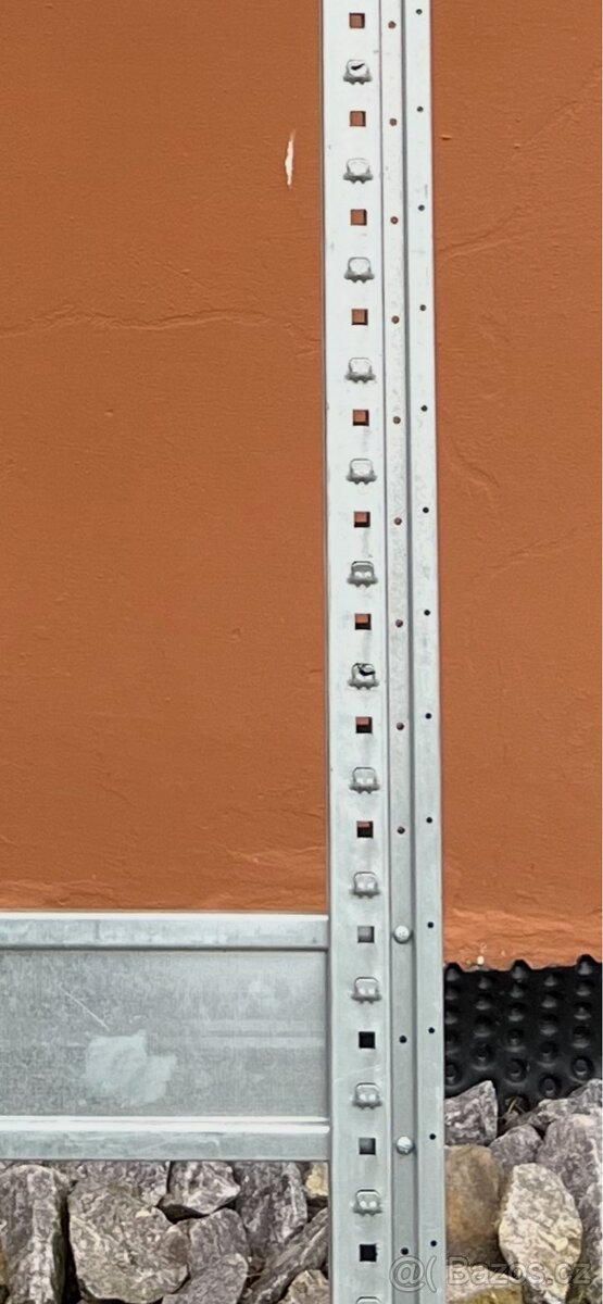 Koupím stojny regálu - 2