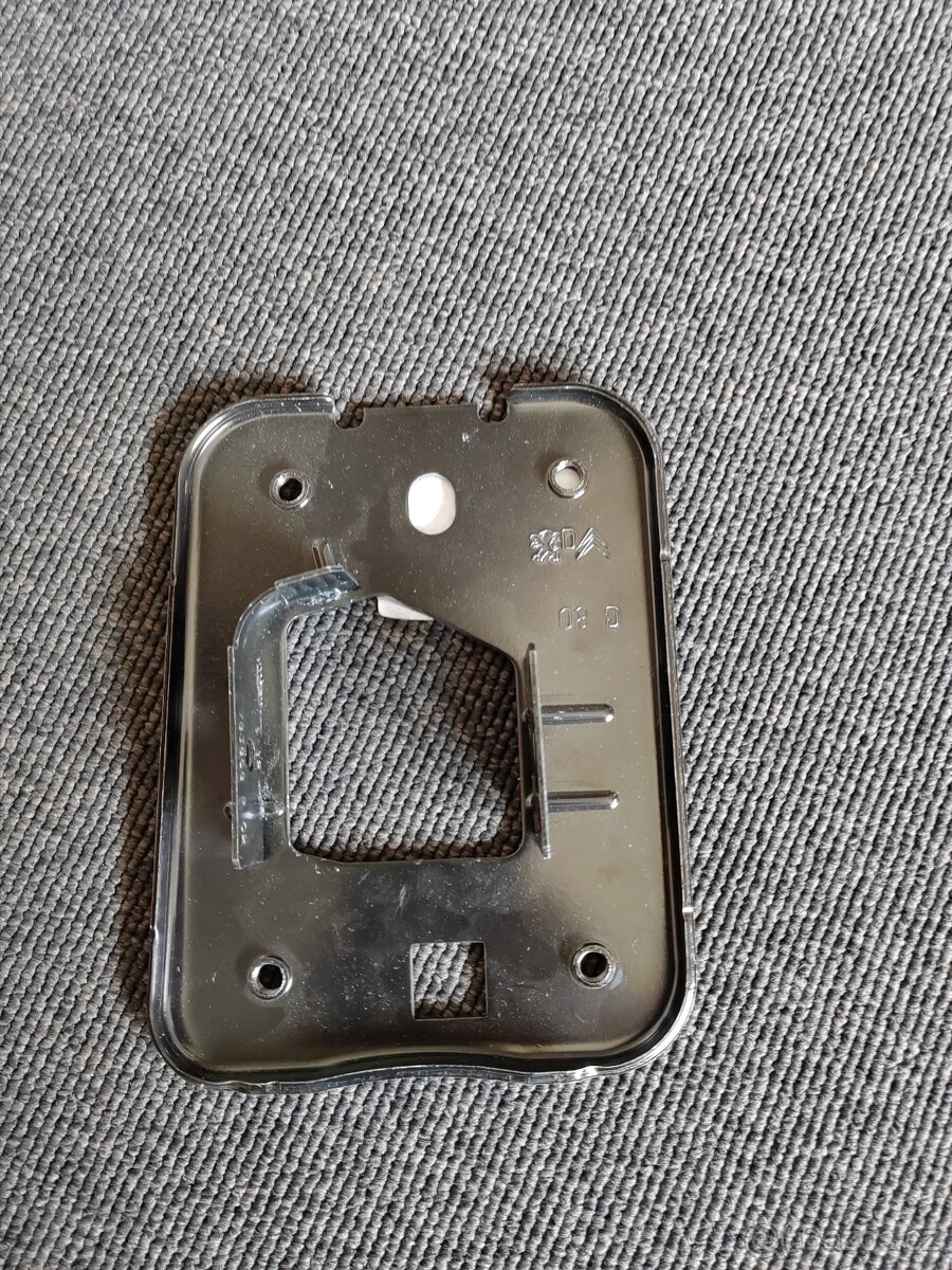 Nový originální držák výztuhy Peugeot Citroen - 2