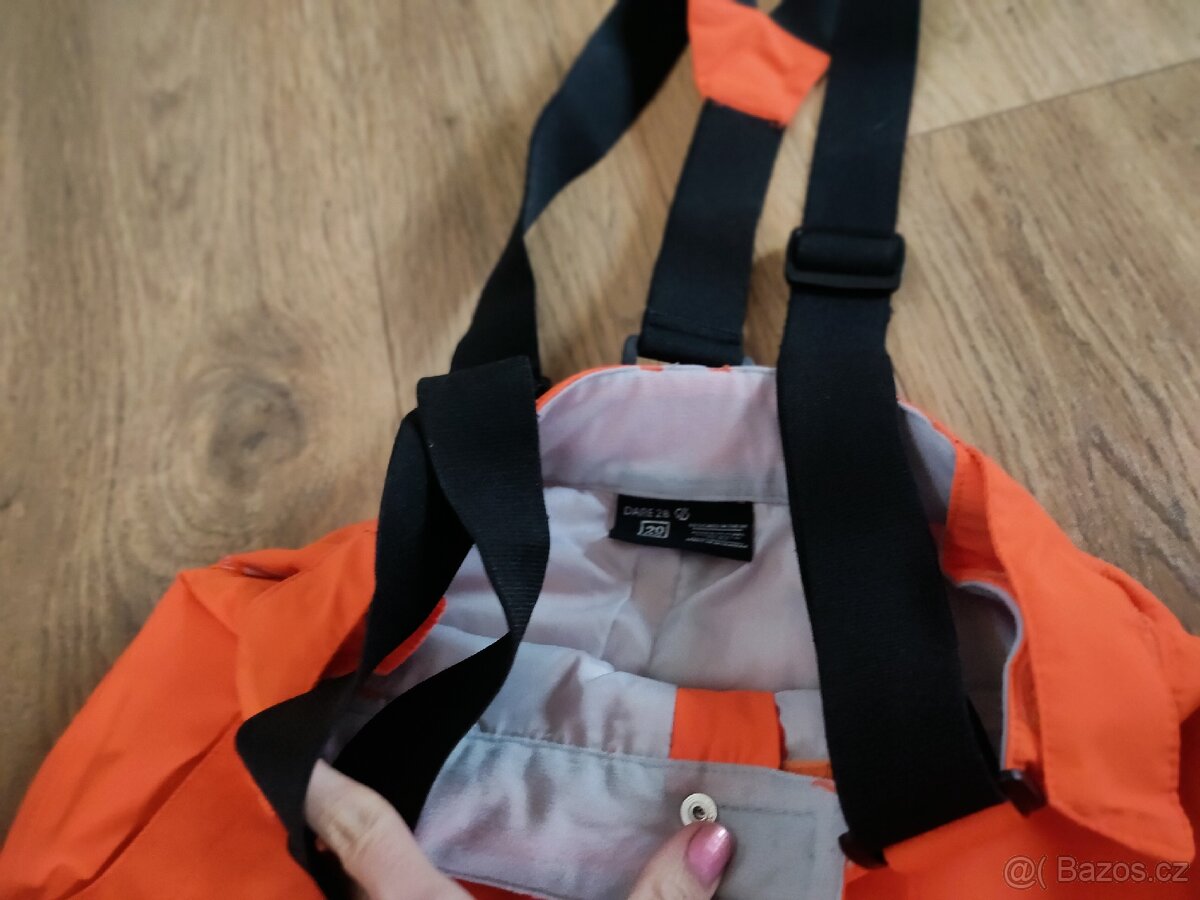 Dětské lyžařské kalhoty 146/152
Dětská velikost: 140 / Ba - 2