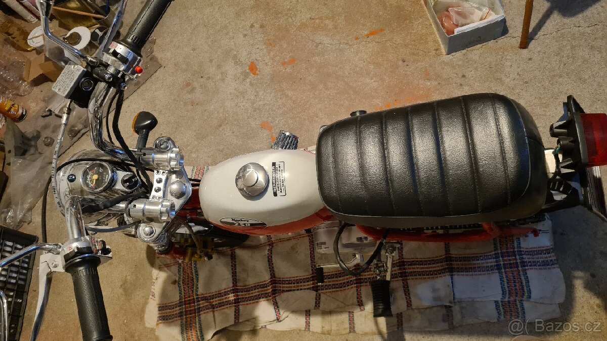 Honda Monkey Z50A kusová replika - 2