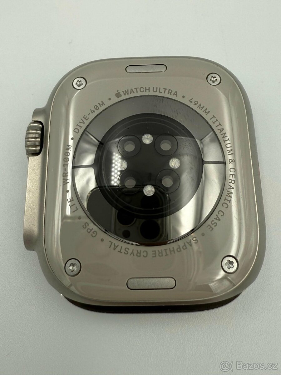 Apple Watch Ultra 2 - 2