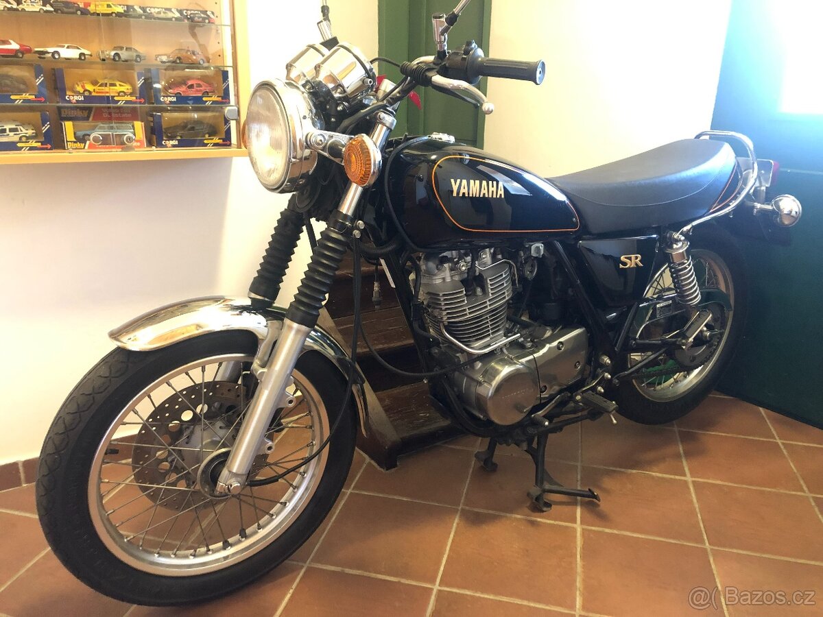 Yamaha SR 400 - 2