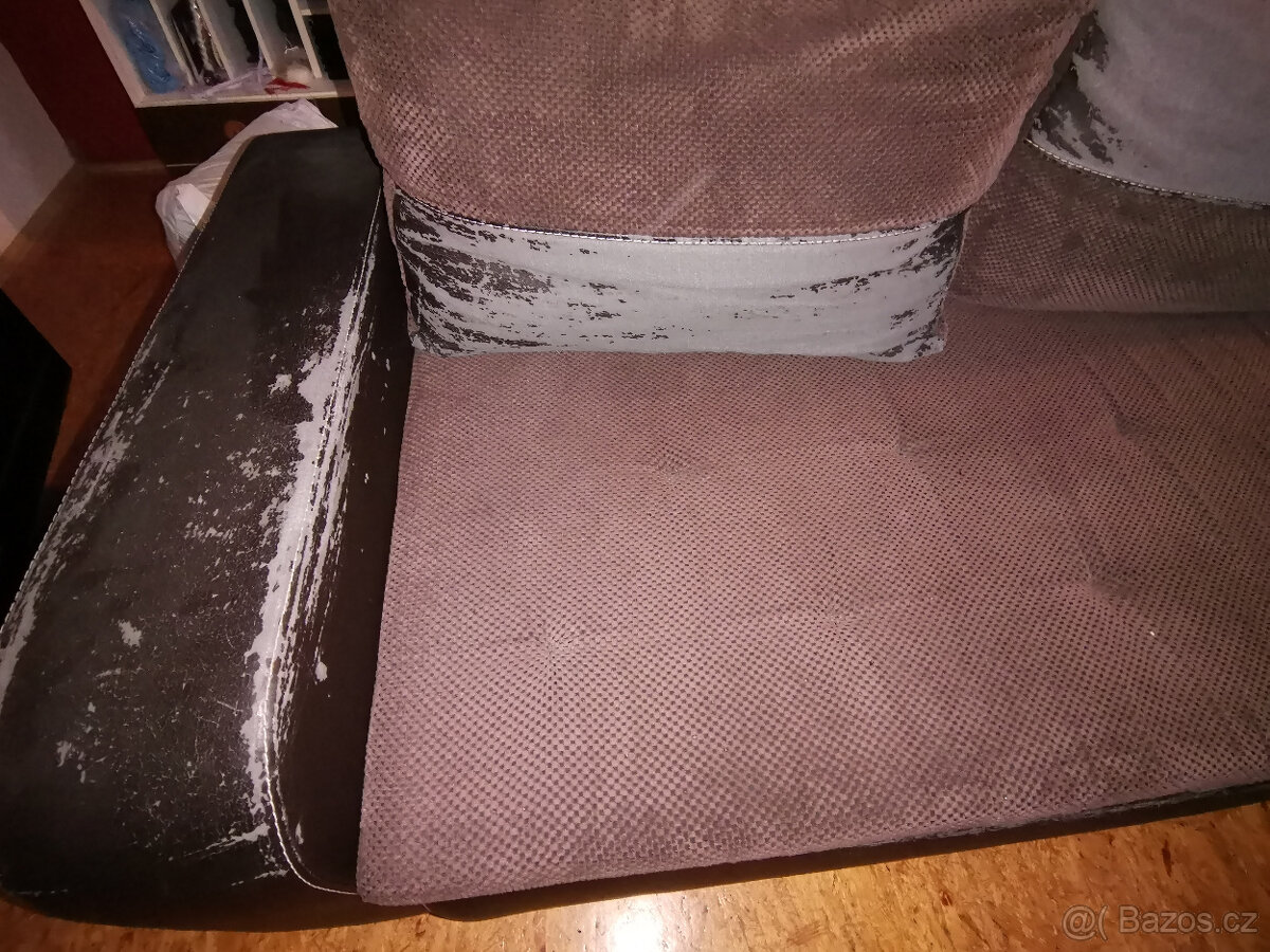 ROZKLÁDACÍ GAUČ ROHOVÝ - 2