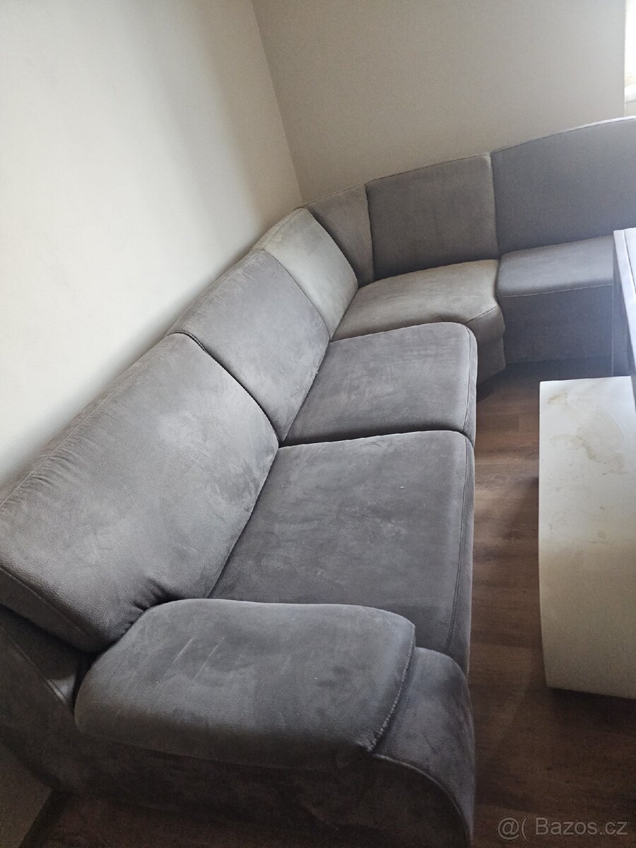 Velká sedačka se stolem - 2