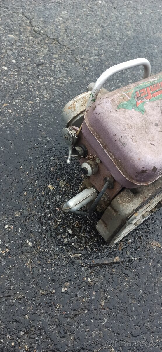 Prodám lodní motor Tümmler - 2